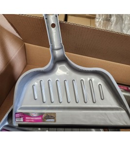 Plastic Dust Pan 15"  Plastic Dust Pan 15"